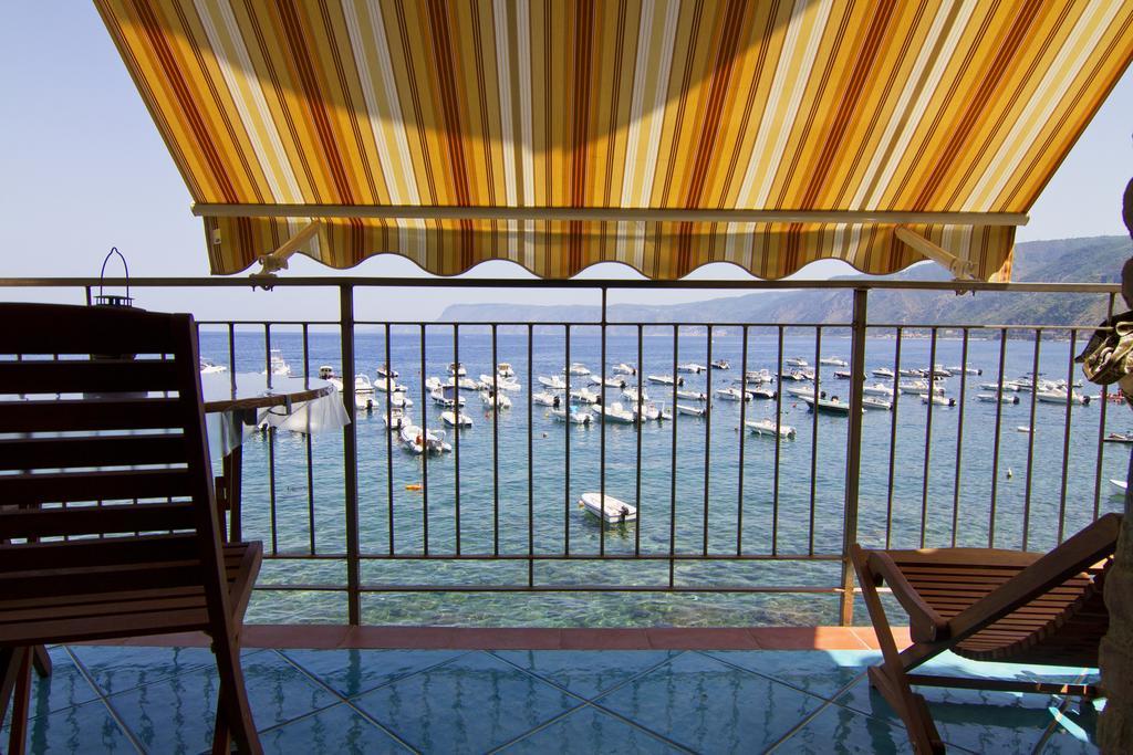 Casa Il Soffio Di Eolo Hotel Scilla Buitenkant foto