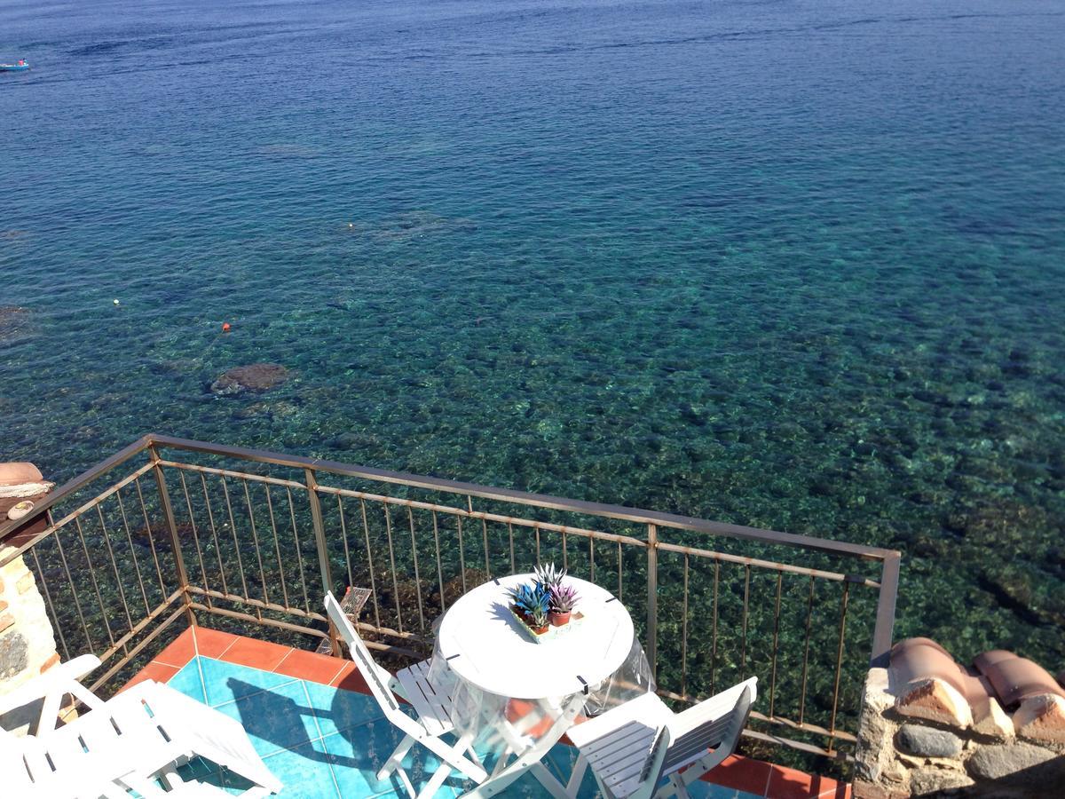 Casa Il Soffio Di Eolo Hotel Scilla Buitenkant foto